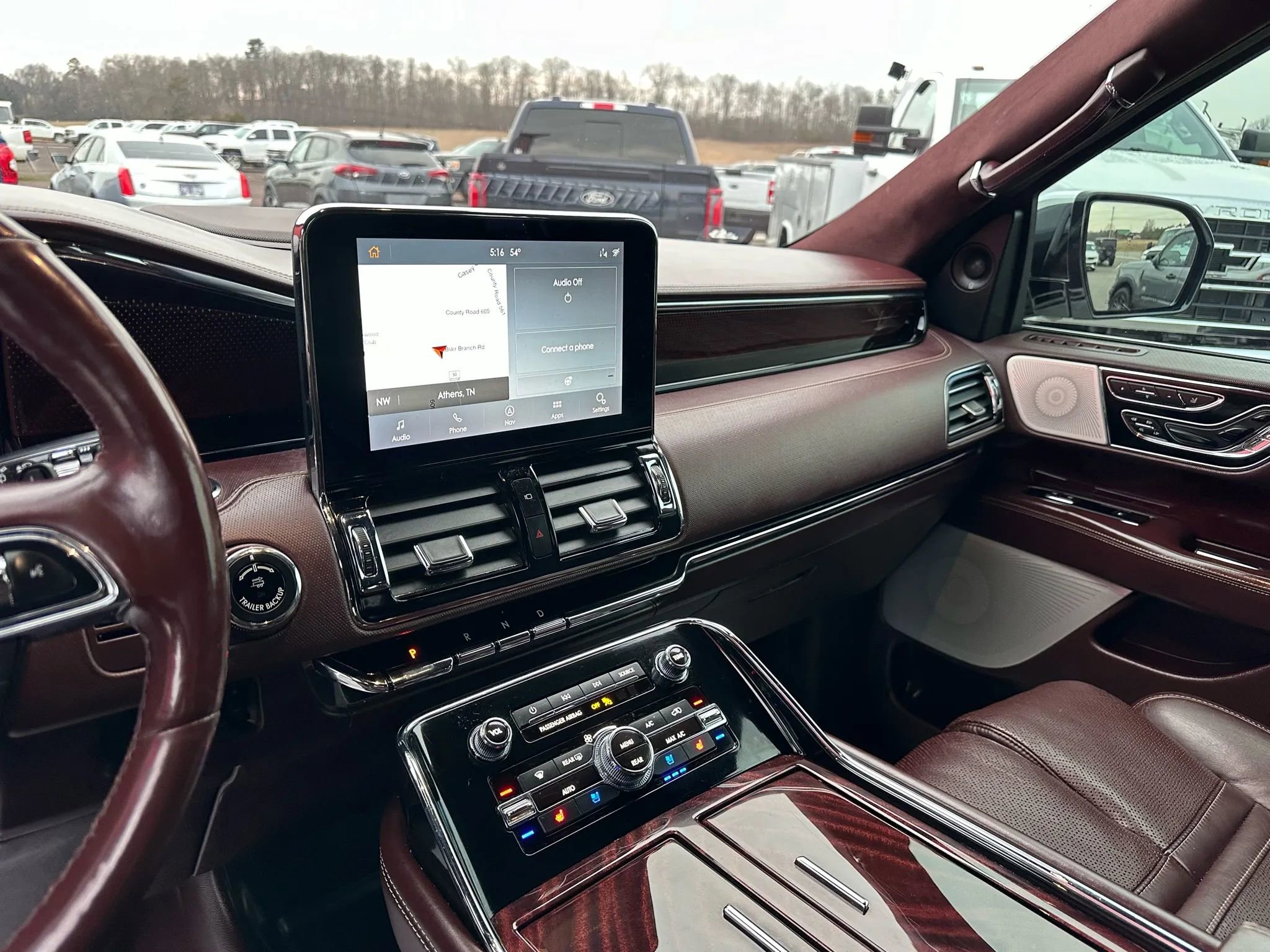 Used 2020 Lincoln Navigator Black Label w/ Cargo Convenience Package AWD/4WD image 8