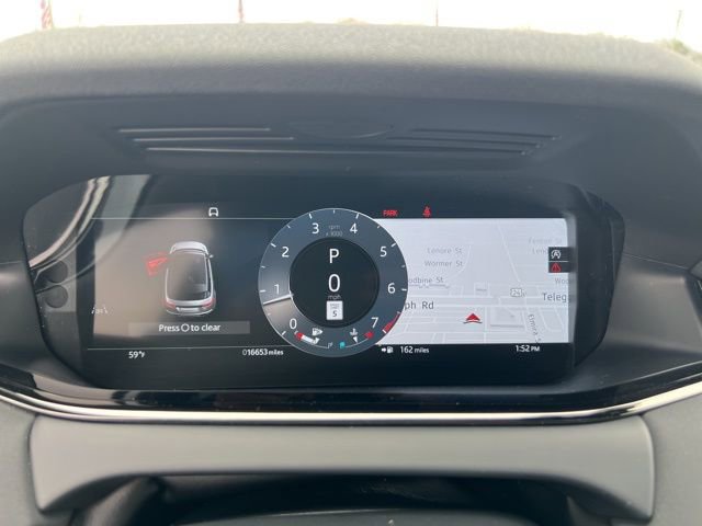 Used 2024 Land Rover Range Rover Evoque S image 11