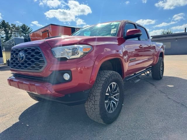 Used 2021 Toyota Tacoma TRD Sport AWD/4WD image 3