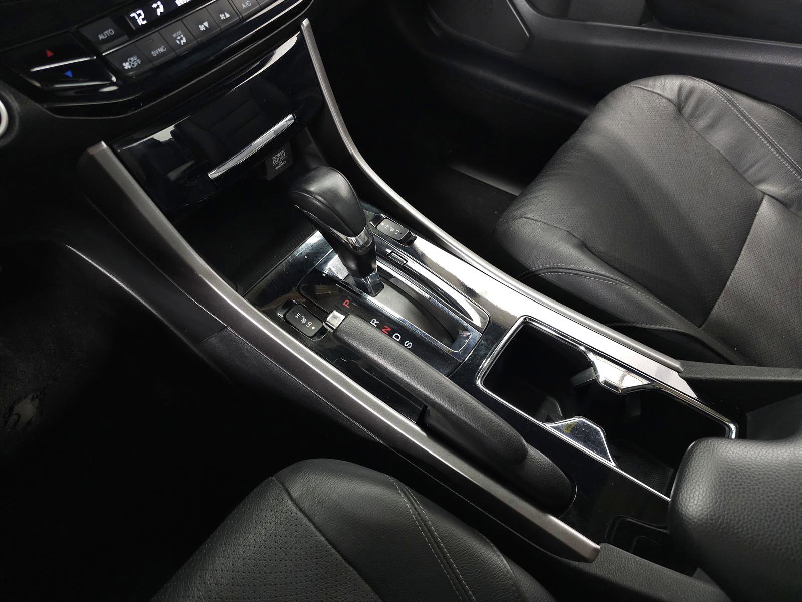 Used 2017 Honda Accord EX-L image 26