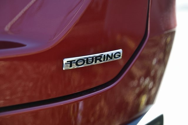 New 2025 Honda Pilot Touring image 13