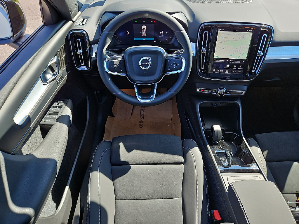 New 2026 Volvo XC40 B5 Ultra w/ Protection Package Premier AWD/4WD image 10