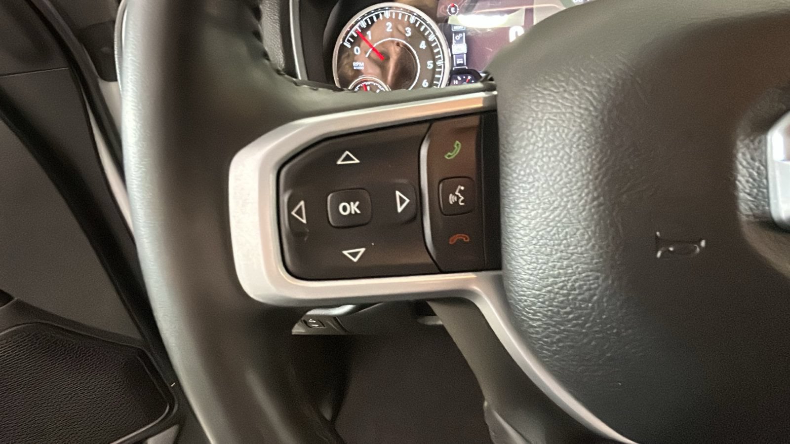 Used 2023 RAM 1500 Big Horn AWD/4WD image 19
