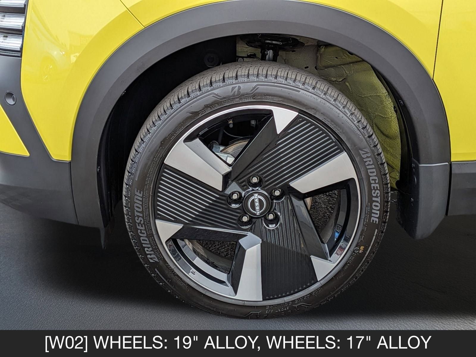 Certified 2025 Nissan Kicks SR w/ Illumination Package image 11