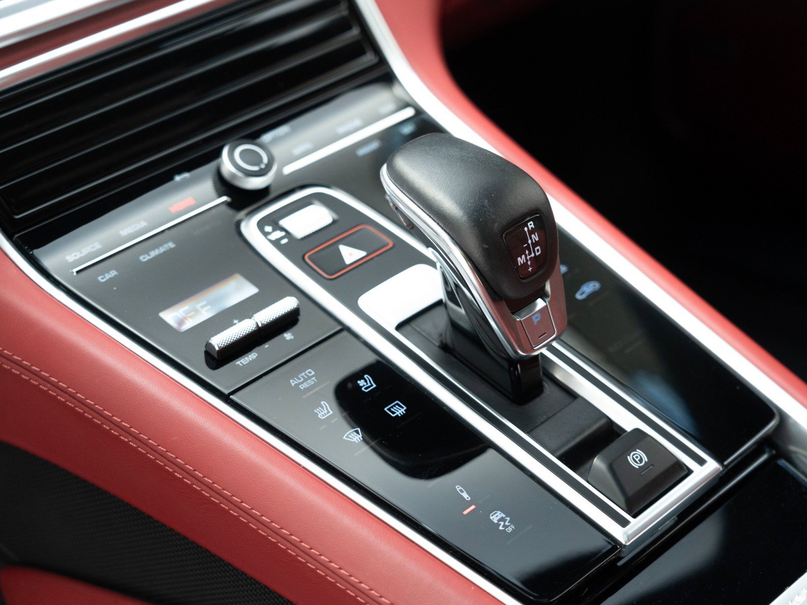 Certified 2023 Porsche Panamera GTS image 27