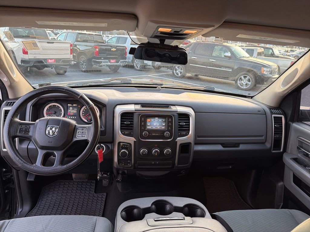 Used 2017 RAM 1500 Classic SLT image 17