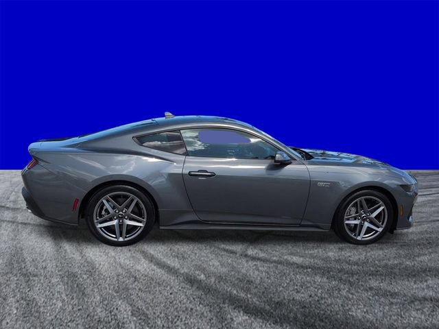 Certified 2025 Ford Mustang GT RWD image 3