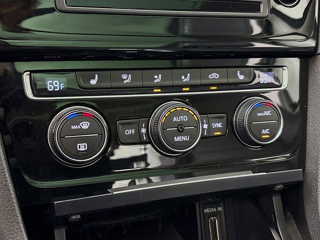 Used 2015 Volkswagen Golf TDI SEL w/ Lighting Package (SEL) image 16