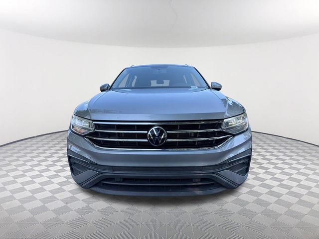 Used 2022 Volkswagen Tiguan S FWD image 2