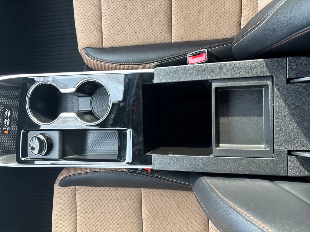 Certified 2025 Chevrolet Equinox ACTIV w/ Safety and Technology Package FWD image 22