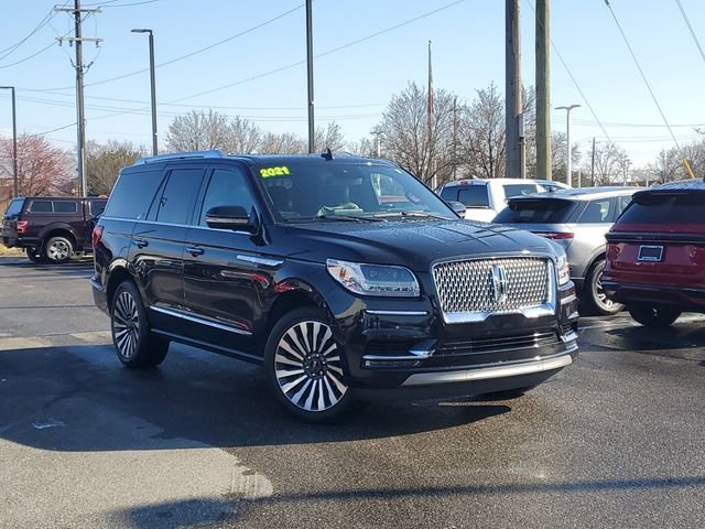 Used 2021 Lincoln Navigator Reserve w/ Luxury Package AWD/4WD image 29