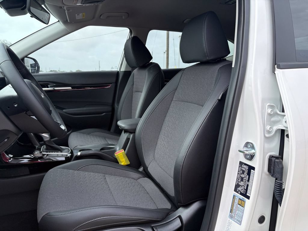 New 2026 Kia Seltos S FWD image 10