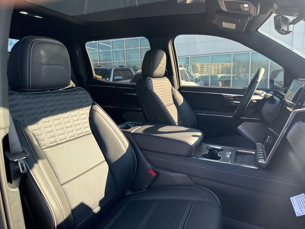 New 2025 GMC Sierra EV Denali image 24