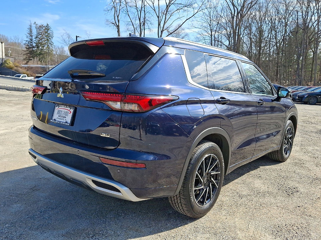 Used 2022 Mitsubishi Outlander SEL image 25