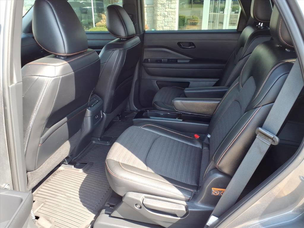 Used 2024 Nissan Pathfinder Rock Creek image 24