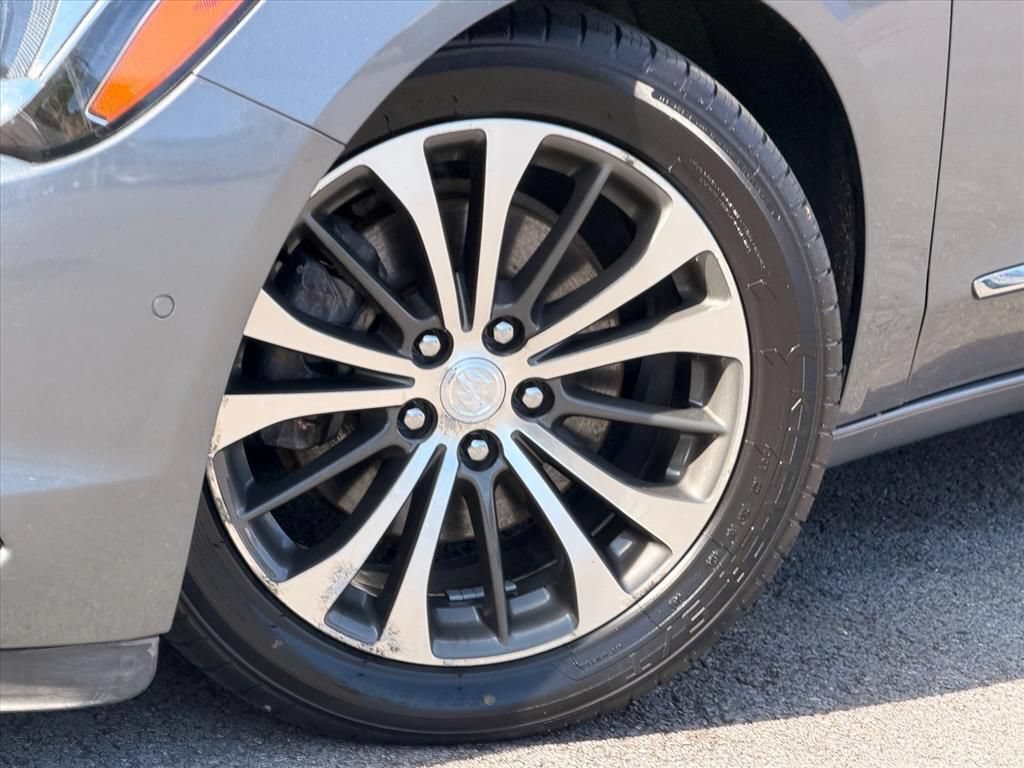 Used 2018 Buick LaCrosse Premium w/ Driver Confidence Package #2 AWD/4WD image 30