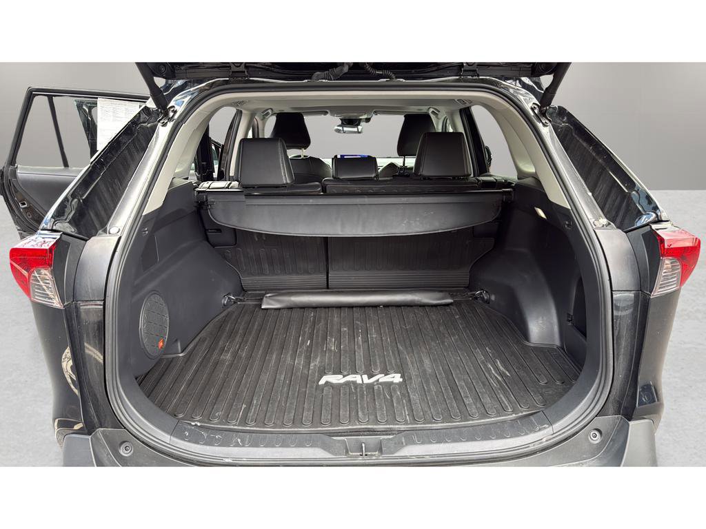 Used 2024 Toyota RAV4 XLE Premium w/ Weather Package image 17
