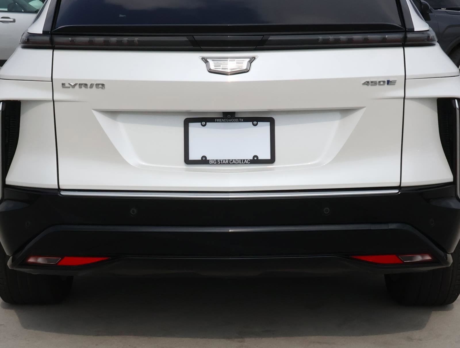 Certified 2024 Cadillac Lyriq Luxury image 9