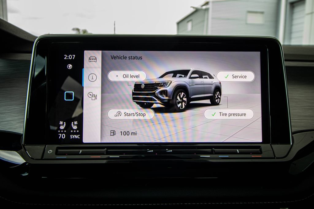 New 2026 Volkswagen Atlas Cross Sport SE FWD image 45