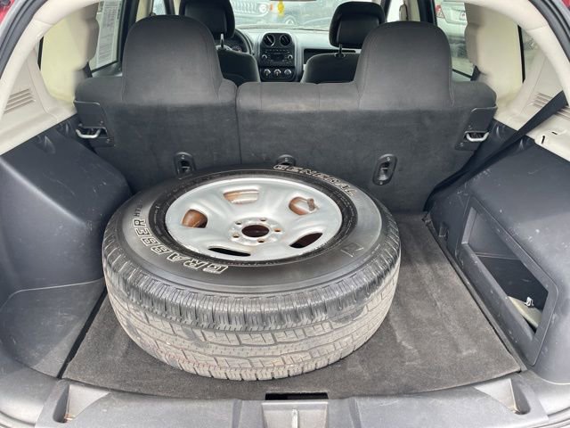 Used 2016 Jeep Compass Sport w/ Power Value Group FWD image 9