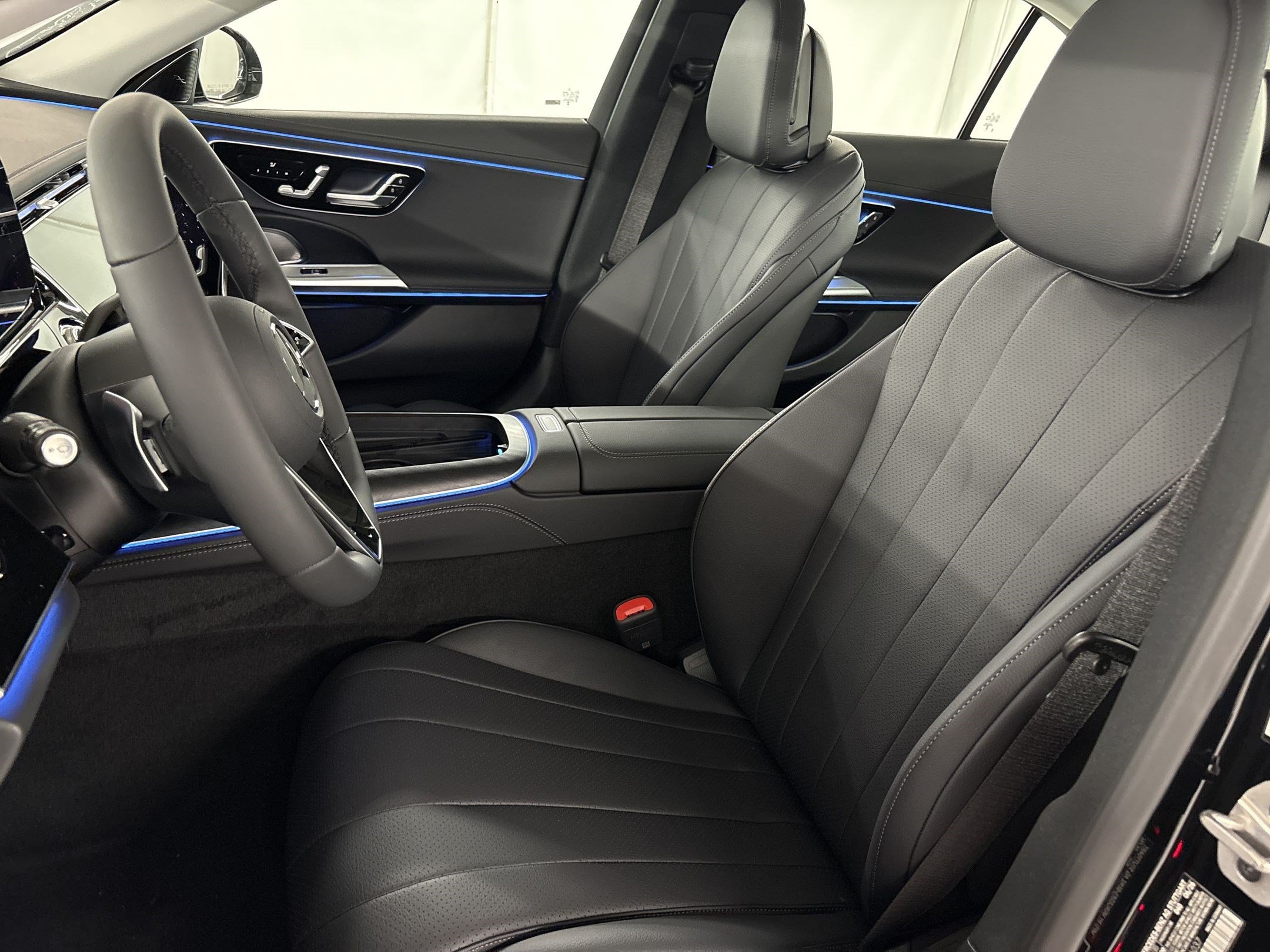 New 2027 Mercedes-Benz E 450 4MATIC Sedan image 5