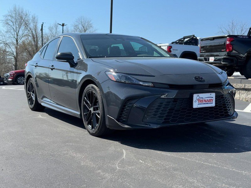 Used 2025 Toyota Camry SE w/ Multimedia Upgrade Package image 2