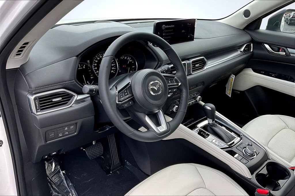 New 2025 MAZDA CX-5 AWD 2.5 S w/ Premium Plus Pkg image 6