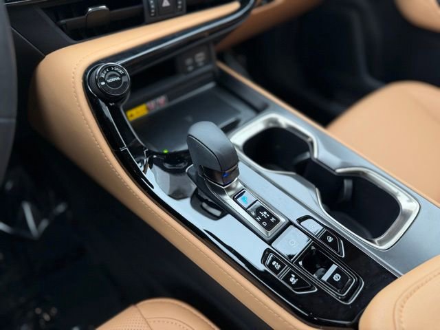 Used 2025 Lexus NX 350 AWD w/ Accessory Package (2T) image 24