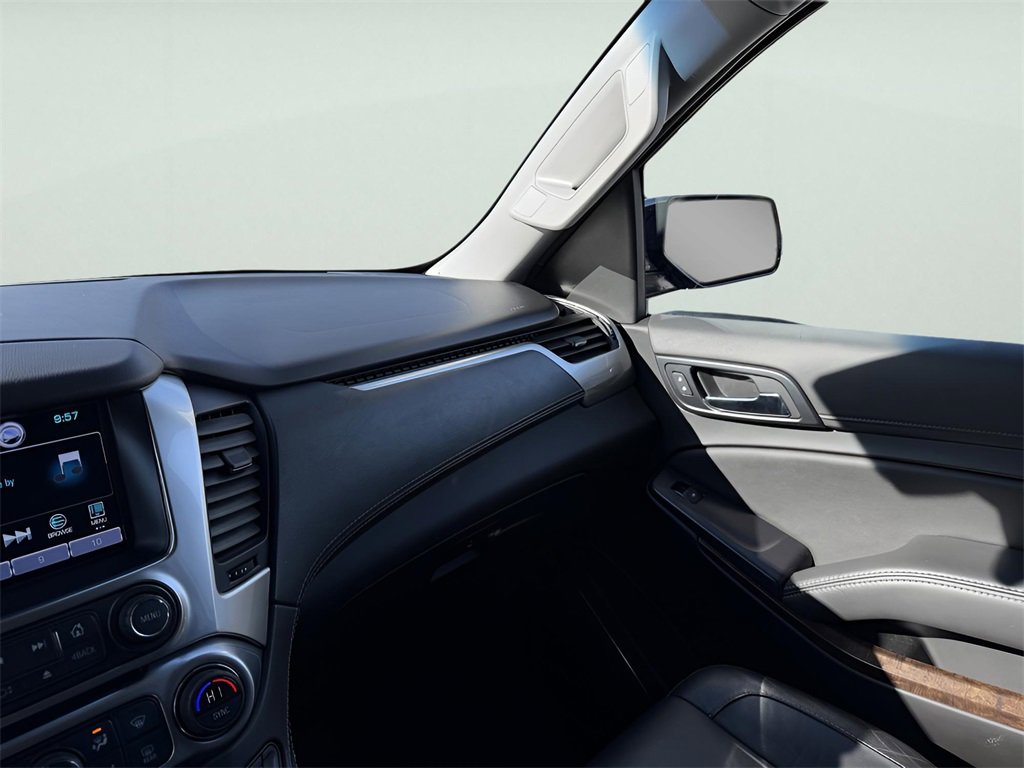 Used 2019 Chevrolet Tahoe LT w/ RST Edition image 28