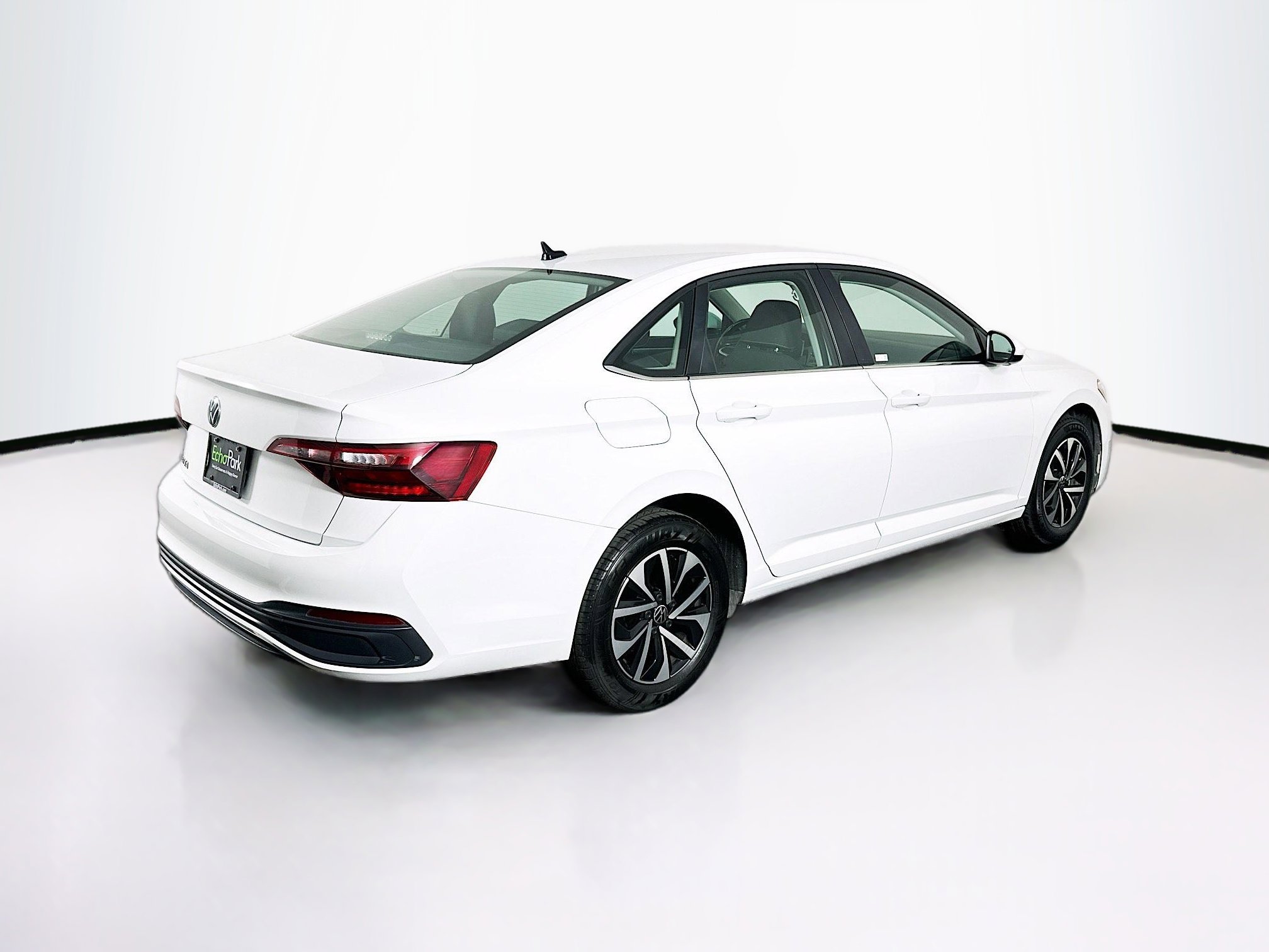 Used 2024 Volkswagen Jetta S image 9