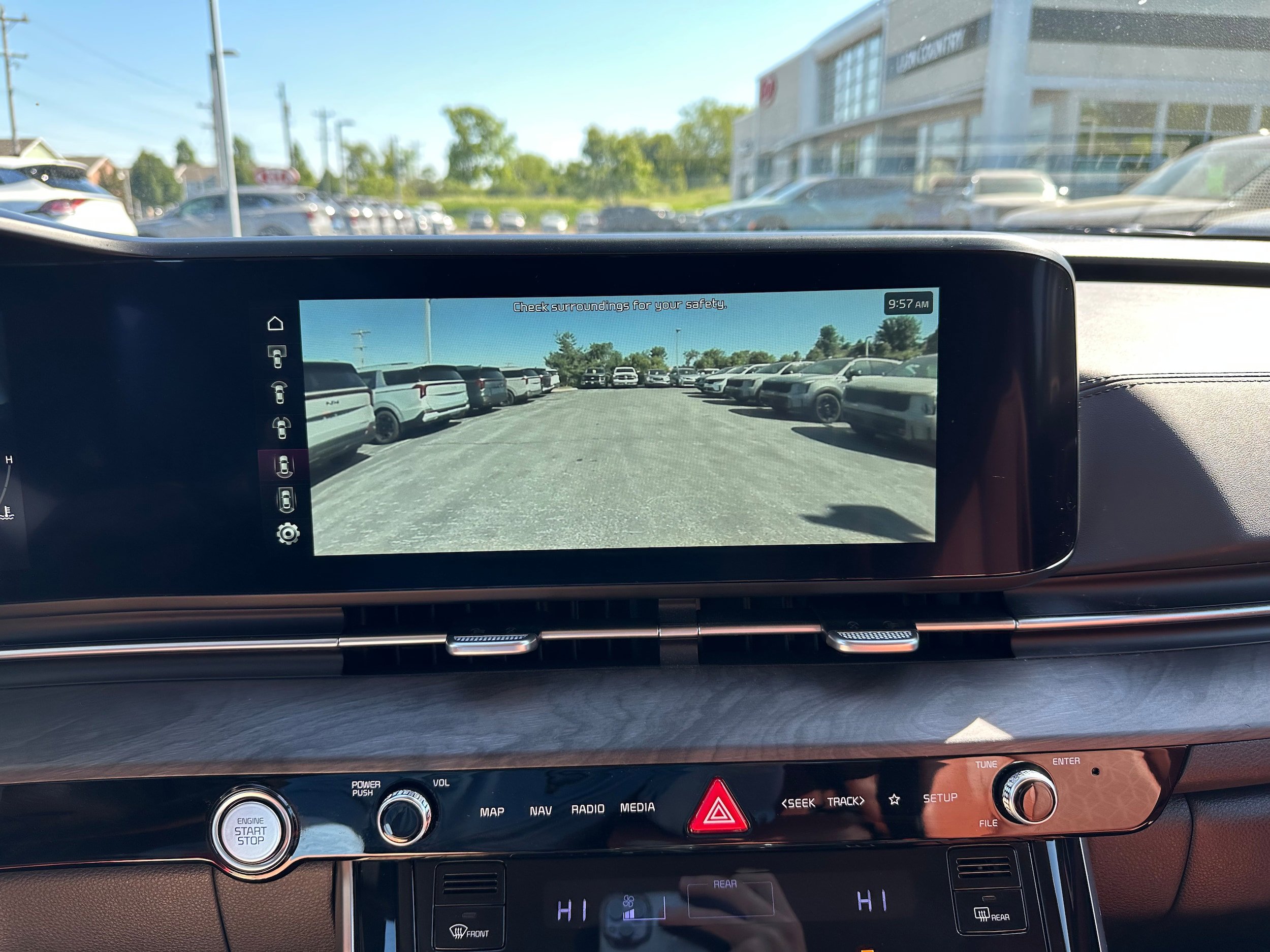 Used 2024 Kia Carnival SX FWD image 40