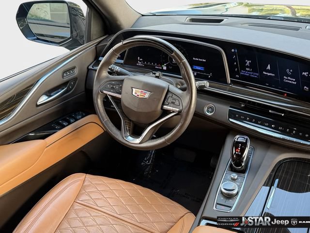 Used 2024 Cadillac Escalade Sport w/ Touring Package AWD/4WD image 25