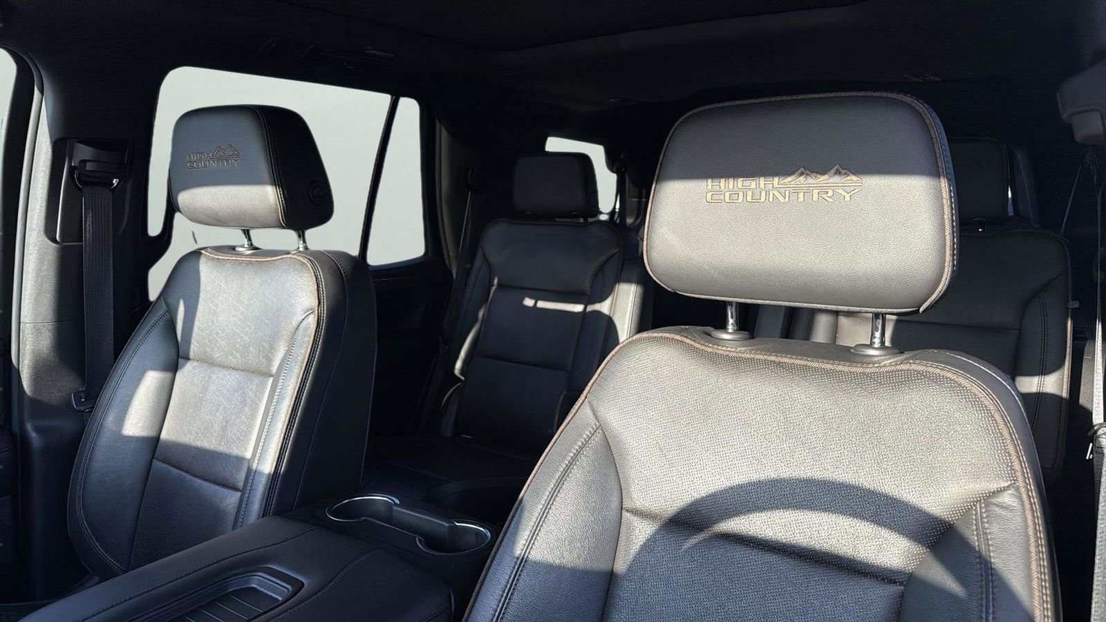 Used 2021 Chevrolet Tahoe High Country w/ Premium Package image 10