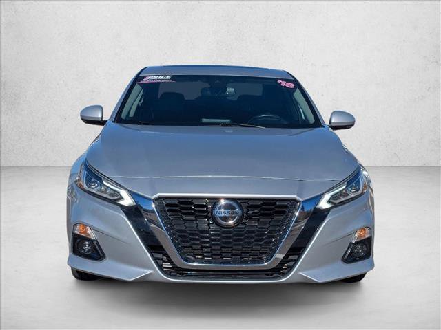Used 2020 Nissan Altima 2.0 Platinum image 2