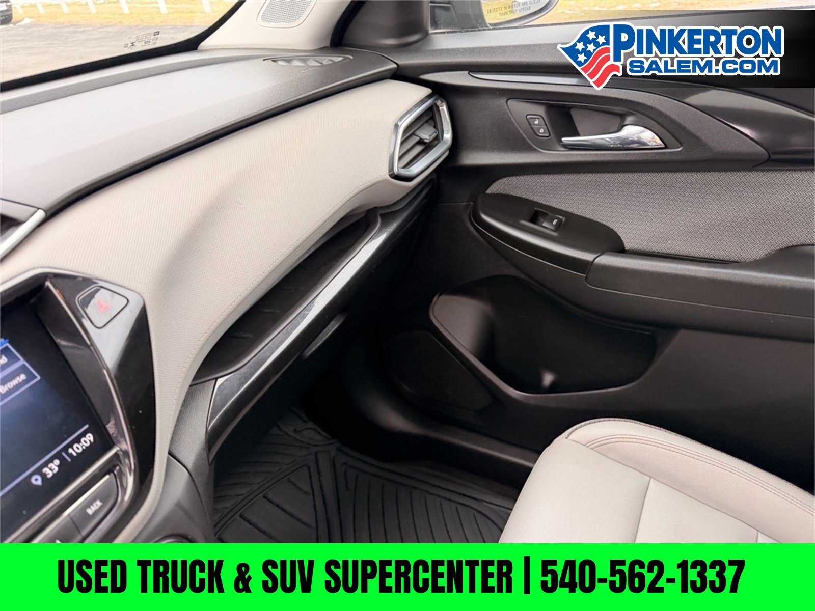 Used 2021 Chevrolet TrailBlazer LT w/ Sun and Liftgate Package image 24