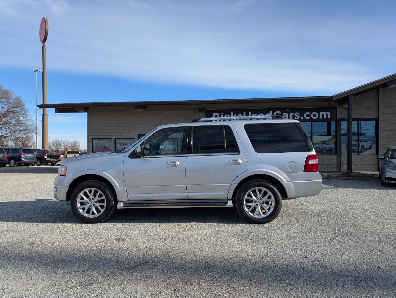 Used 2017 Ford Expedition Limited image 11