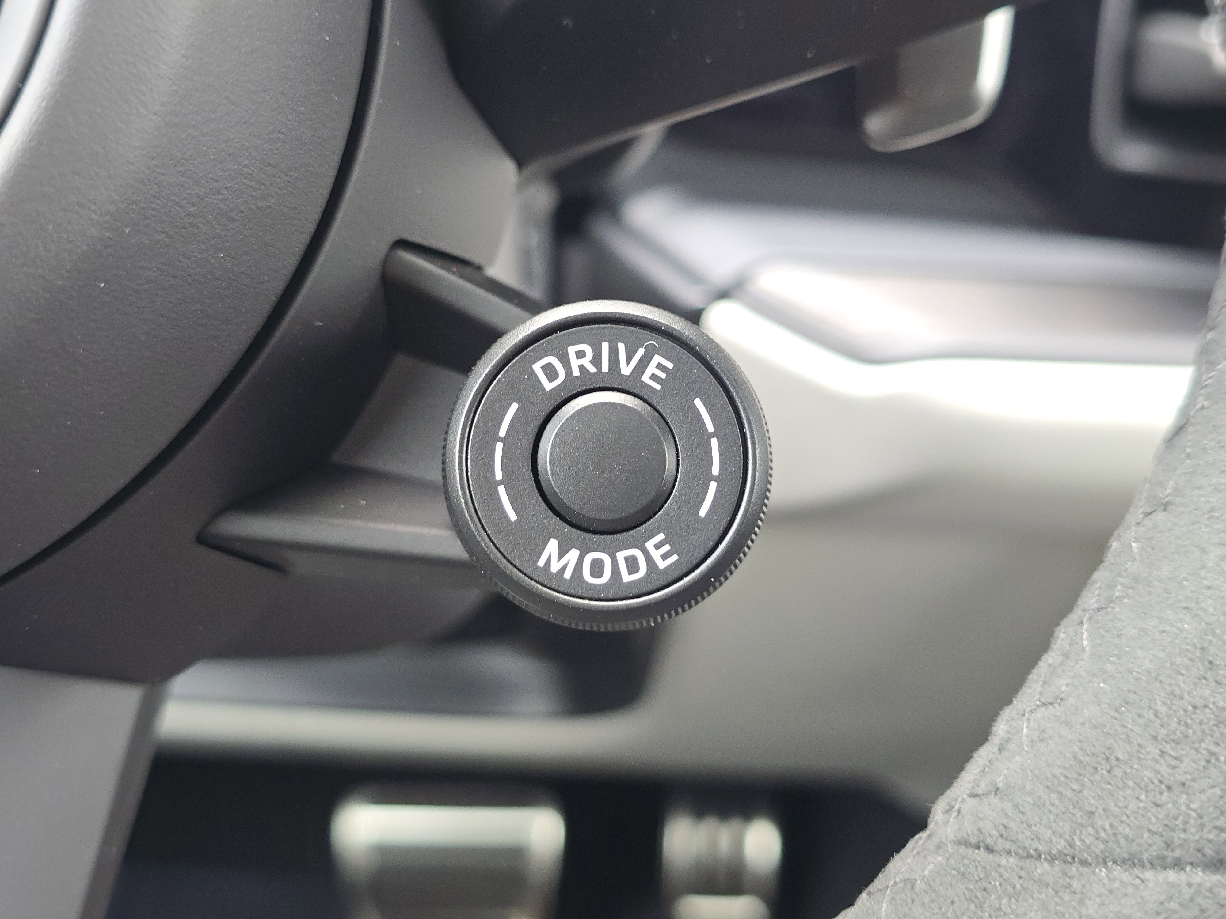 New 2026 Porsche Cayenne GTS image 26