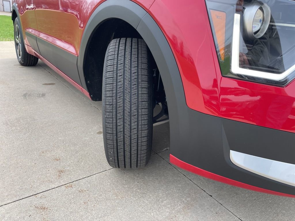 New 2026 Kia Niro LX image 16