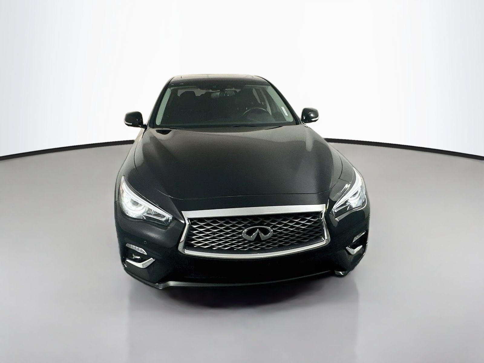 Used 2022 INFINITI Q50 Luxe w/ Cargo Package AWD/4WD image 2