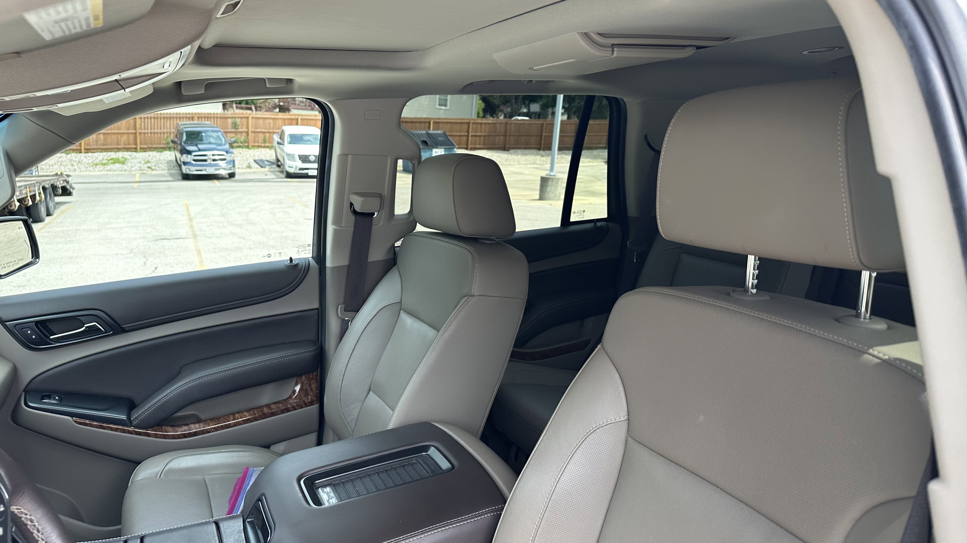 Used 2017 Chevrolet Tahoe Premier AWD/4WD image 18