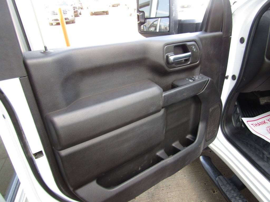 Used 2025 Chevrolet Silverado 2500 W/T w/ WT Convenience Package image 17