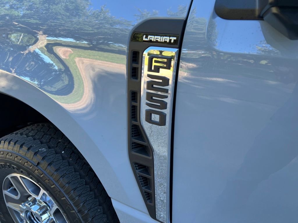 New 2026 Ford F250 Lariat w/ Lariat Premium Package image 50