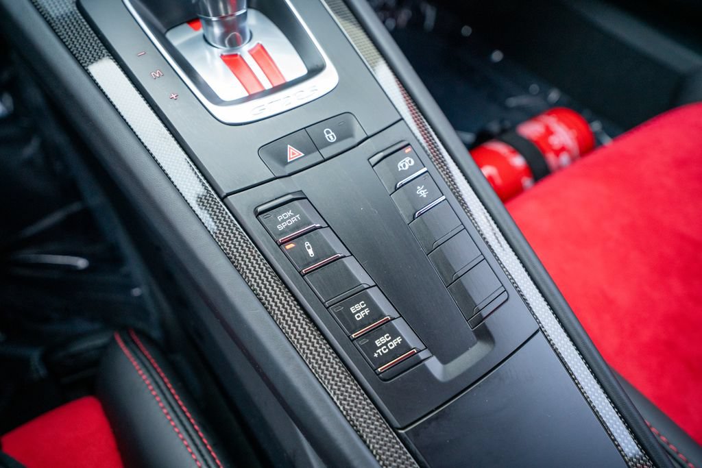 Used 2018 Porsche 911 GT2 RS RWD image 51