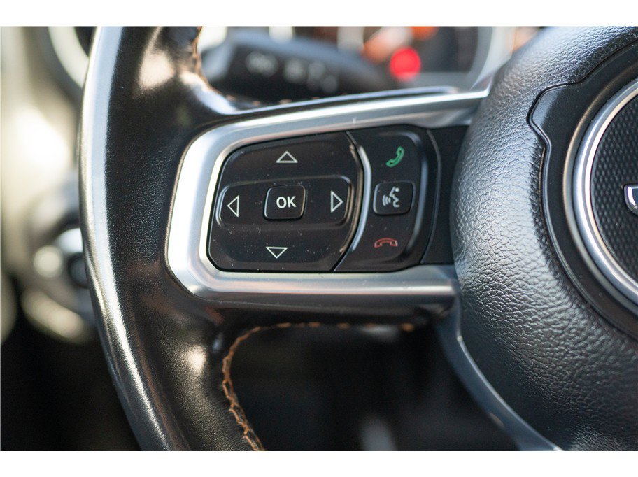 Used 2021 Jeep Wrangler Unlimited Sahara AWD/4WD image 8