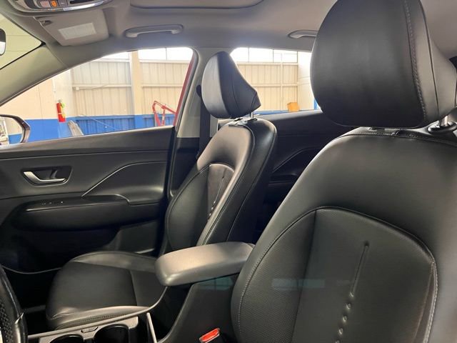 Used 2024 Hyundai Kona Limited image 23