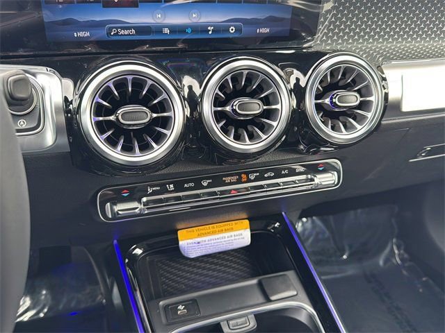 New 2026 Mercedes-Benz GLB 250 image 19
