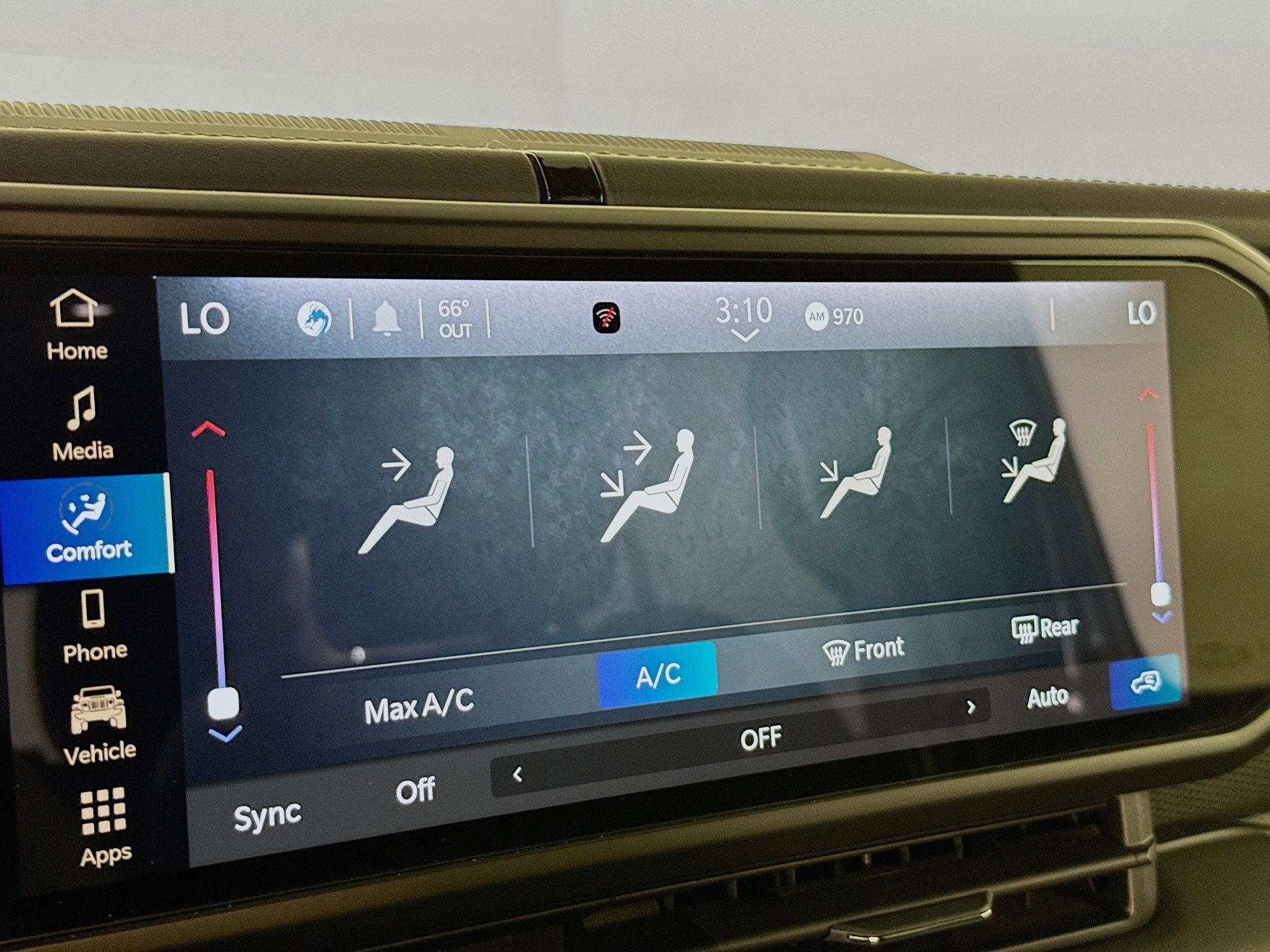 Used 2024 Jeep Wrangler Unlimited Rubicon 4xe image 17