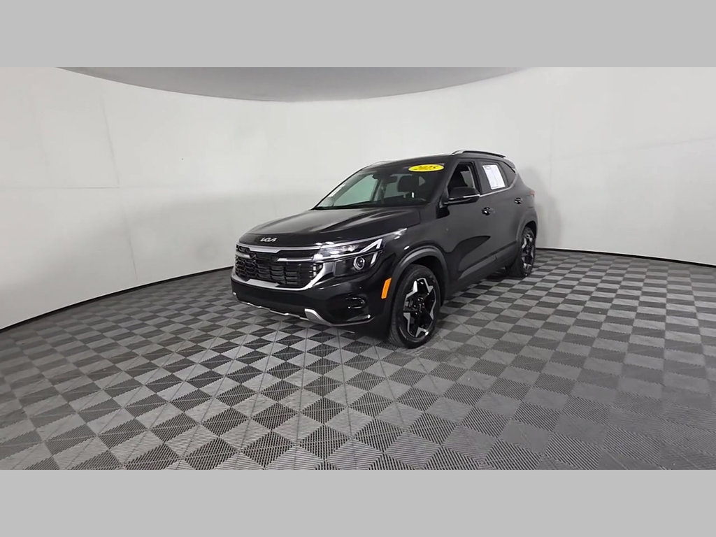 Used 2025 Kia Seltos EX w/ EX Sunroof Package FWD image 51
