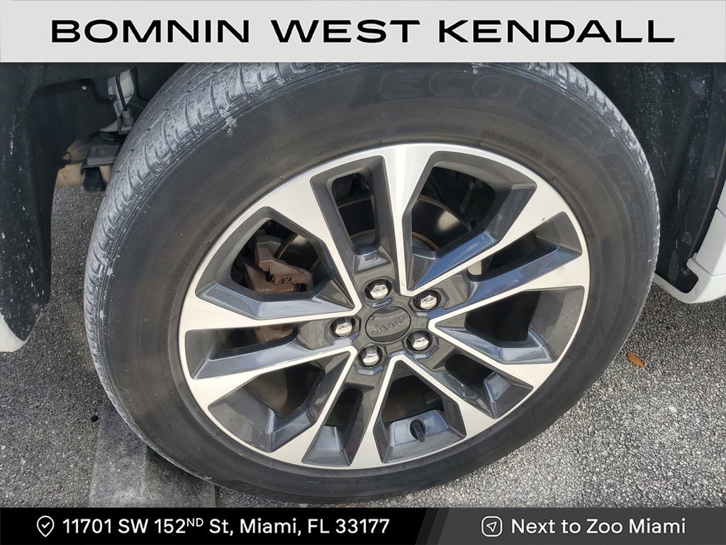 Used 2023 Jeep Grand Cherokee Overland w/ Luxury Tech Group IV image 10