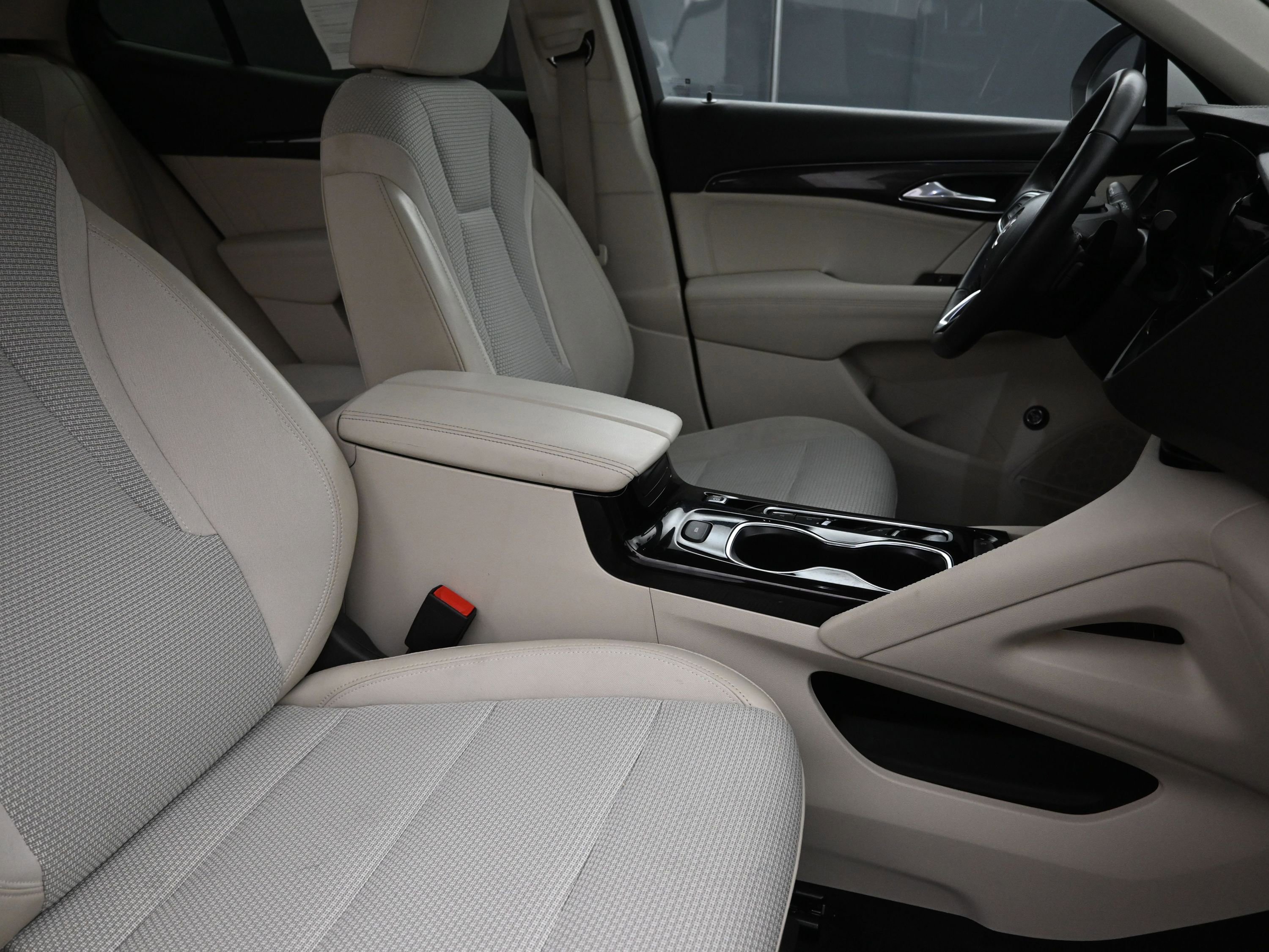 Used 2021 Buick Envision Preferred FWD image 27